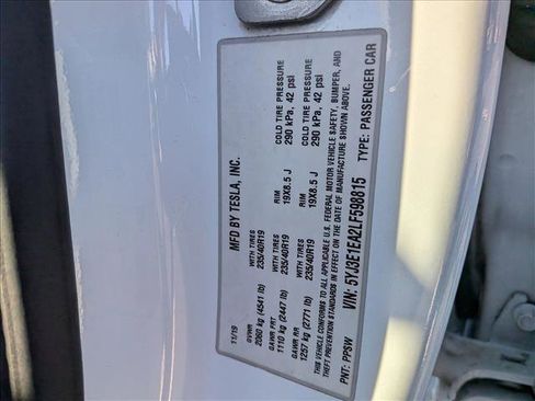 Used 2020 Tesla Model 3 Standard Range Plus image 19