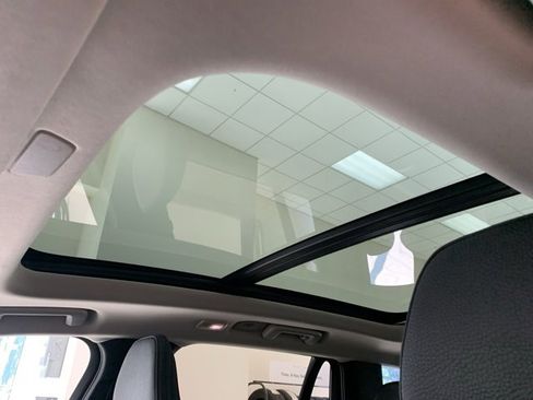 Certified 2024 Volvo XC90 B6 Plus image 19