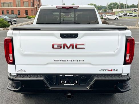 Used 2024 GMC Sierra 1500 AT4X image 14