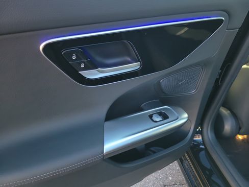 Certified 2025 Mercedes-Benz C 300 Sedan image 11