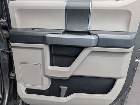 Used 2017 Ford F250 XLT w/ XLT Value Package image 10