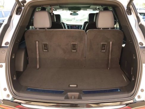 Used 2022 Buick Enclave Essence w/ Experience Buick Package AWD/4WD image 43