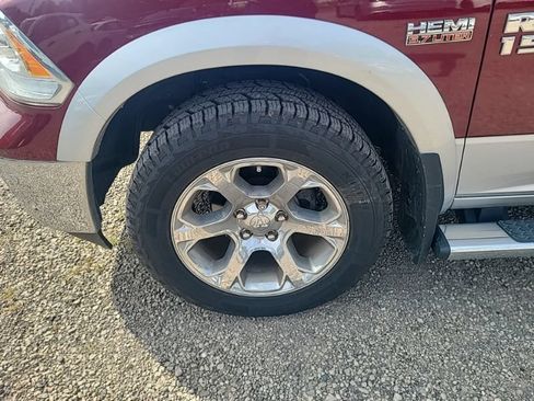 Used 2016 RAM 1500 Laramie w/ Convenience Group AWD/4WD image 11