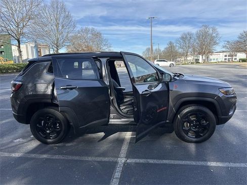 Used 2023 Jeep Compass Trailhawk image 23