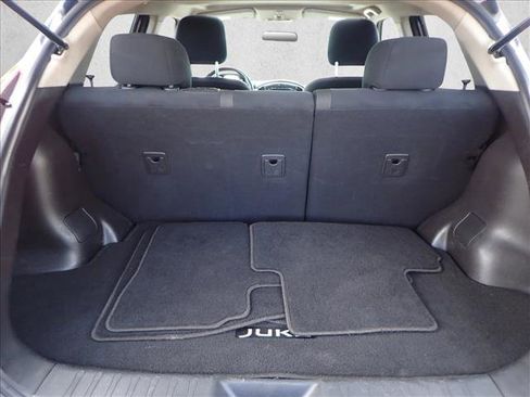 Used 2011 Nissan Juke SV w/ Chrome Pkg image 8