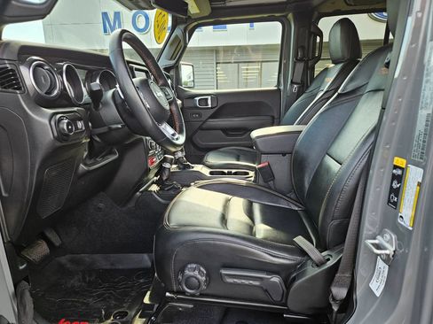 Used 2023 Jeep Wrangler Unlimited Rubicon 392 AWD/4WD image 14