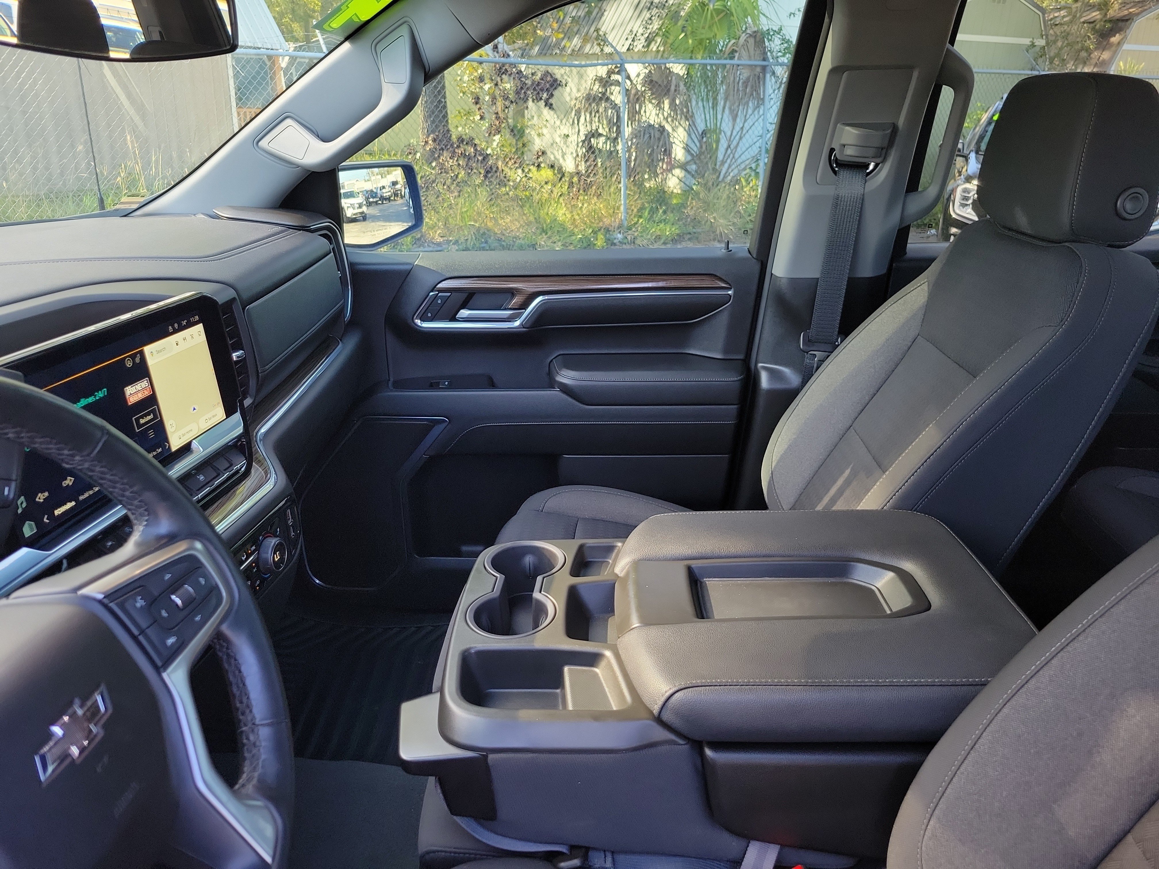 Used 2024 Chevrolet Silverado 1500 RST AWD/4WD image 8