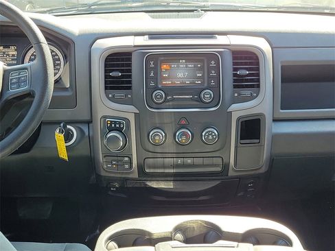 Used 2016 RAM 1500 Express image 15