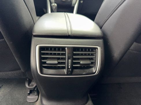 Used 2018 Acura TLX FWD image 36