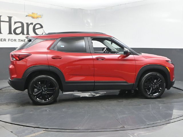 New 2026 Chevrolet TrailBlazer LT w/ Midnight Edition FWD image 15