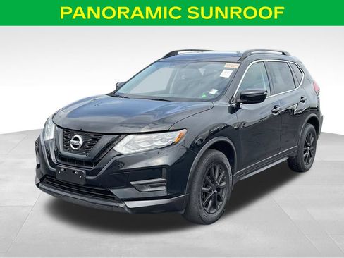 Used 2017 Nissan Rogue SV AWD/4WD image 4