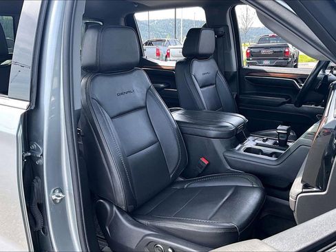 Used 2024 GMC Sierra 1500 Denali AWD/4WD image 7
