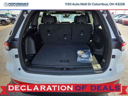 New 2026 Jeep Grand Cherokee Laredo image 11