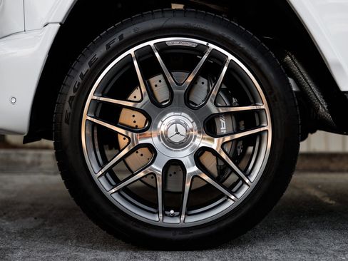 Used 2025 Mercedes-Benz G 63 AMG 4MATIC image 12