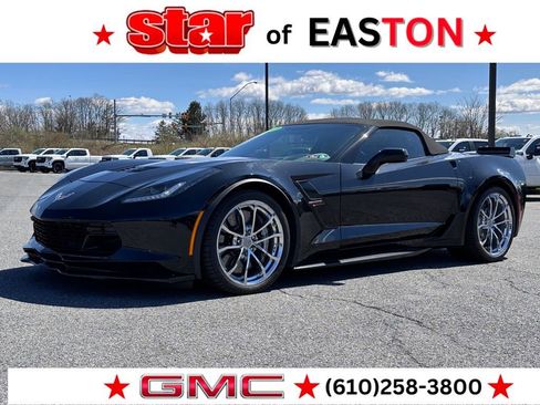 Used 2017 Chevrolet Corvette Grand Sport w/ Z07 Performance Package RWD image 2