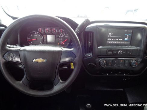 Used 2017 Chevrolet Silverado 2500 W/T w/ WT Convenience Package AWD/4WD image 10
