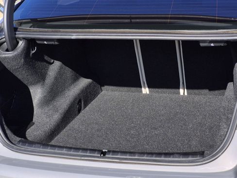 Certified 2022 BMW 530i xDrive w/ M Sport Package image 8