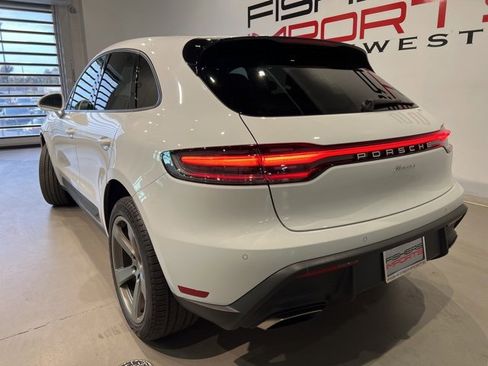 Used 2025 Porsche Macan Turbo image 7