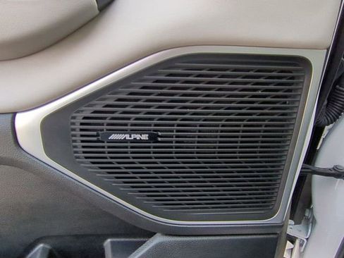 Certified 2023 Jeep Wagoneer 4WD w/ Premium Group I image 27