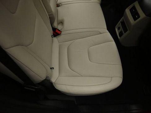 Certified 2022 Ford Edge Titanium w/ Class II Trailer Tow Package image 27