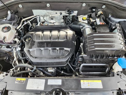 Used 2025 Volkswagen Atlas SE FWD image 39