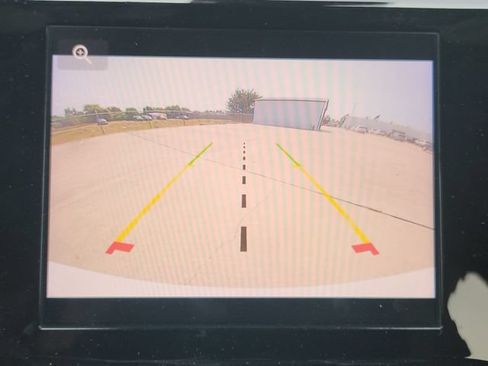 Used 2023 Jeep Grand Cherokee Altitude RWD image 16