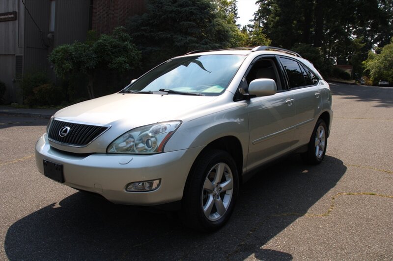 Used 2005 Lexus RX 330 AWD w/ Premium Plus Pkg image 1