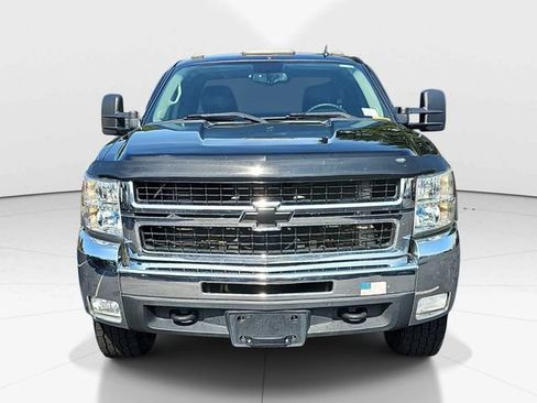 Used 2009 Chevrolet Silverado 3500 LTZ w/ LTZ Plus Package AWD/4WD image 8