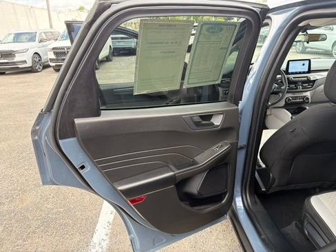 Used 2023 Ford Escape Active AWD/4WD image 14