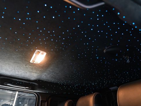 Used 2018 Mercedes-Benz G 550 Squared image 34