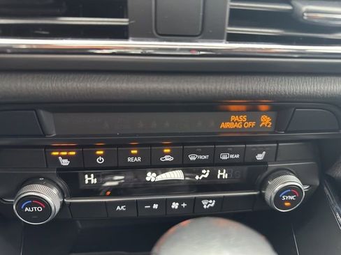 Used 2023 MAZDA CX-9 Touring image 17