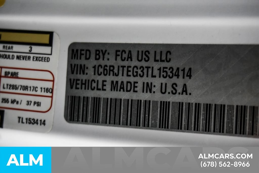 Used 2026 Jeep Gladiator Mojave AWD/4WD image 47