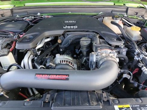 Used 2018 Jeep Wrangler Unlimited Sport S image 57