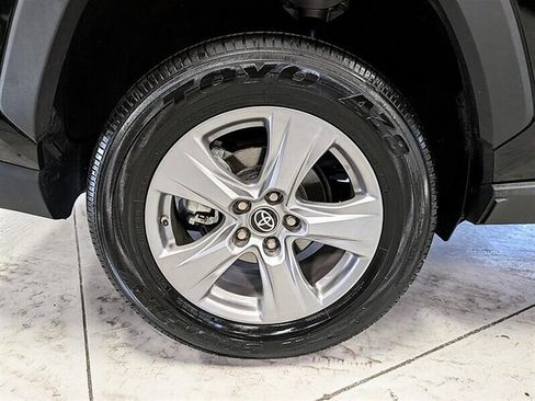 Used 2023 Toyota RAV4 LE AWD/4WD image 13
