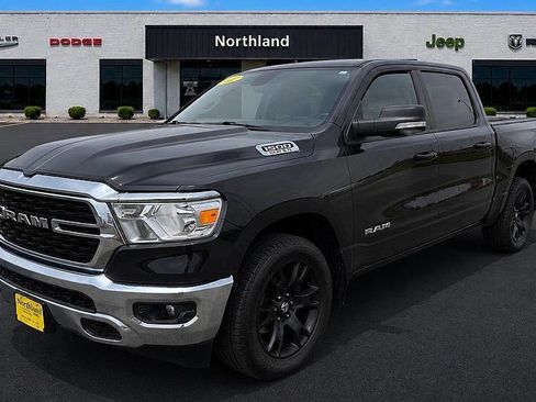 Used 2022 RAM 1500 Big Horn AWD/4WD image 3