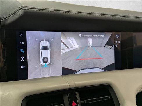 Used 2023 Porsche Taycan 4S image 19