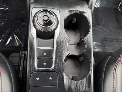 Used 2025 Ford Escape ST-Line image 41