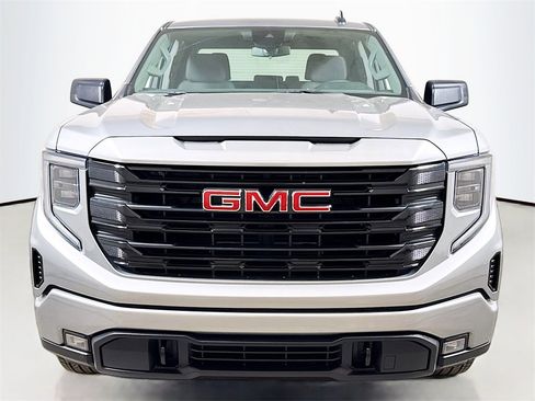 Certified 2024 GMC Sierra 1500 Elevation image 2
