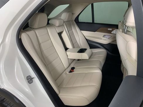 Used 2021 Mercedes-Benz GLE 450 4MATIC image 35