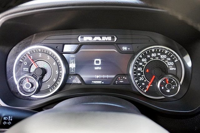 Used 2025 RAM 1500 Big Horn AWD/4WD image 35