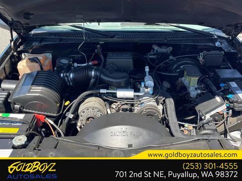 Used 1999 Chevrolet Tahoe 4WD 2-Door w/ Preferred Equipment Group image 24