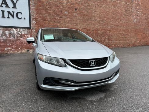 Used 2014 Honda Civic EX image 2