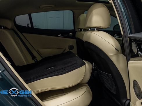 Used 2023 Kia Stinger GT-Line w/ Sun & Sound Package image 32