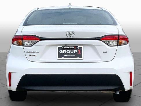 Used 2026 Toyota Corolla LE FWD image 5