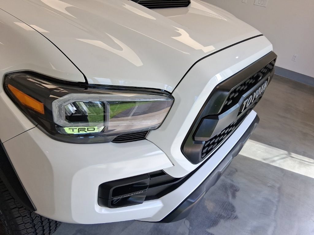 Used 2023 Toyota Tacoma TRD Pro AWD/4WD image 7