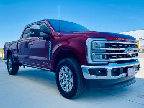 Certified 2025 Ford F350 Lariat w/ Lariat Ultimate Package AWD/4WD image 3