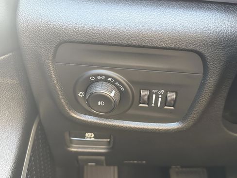 New 2026 Jeep Grand Cherokee L Limited RWD image 14