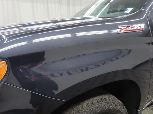 Used 2023 Chevrolet Silverado 1500 RST image 38