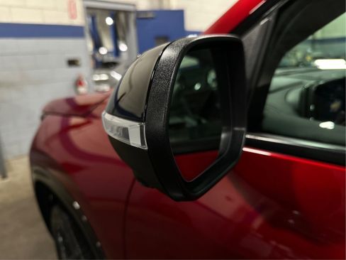 Certified 2024 Chevrolet Traverse RS AWD/4WD image 26