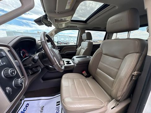 Used 2015 GMC Sierra 2500 Denali w/ Duramax Plus Package AWD/4WD image 11